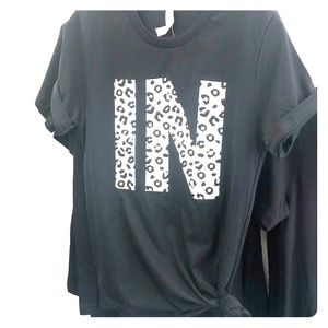 Black causal shirt with leopard. IN for Indiana